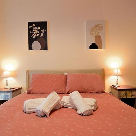 Cozycentre Apartment Atena Exterior foto